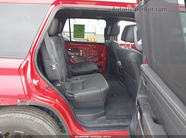 7SVAAABA2SX053831 2025 TOYOTA LIMITED Red Widok naklejki z numerem VIN