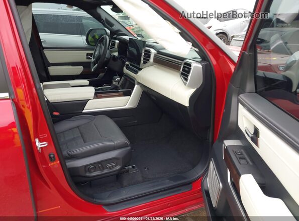 7SVAAABA3RX021867 2024 TOYOTA SEQUOIA Red წინა სალონის ხედი