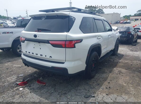 7SVAAABA4RX044848 2024 TOYOTA SEQUOIA White Trasero derecho