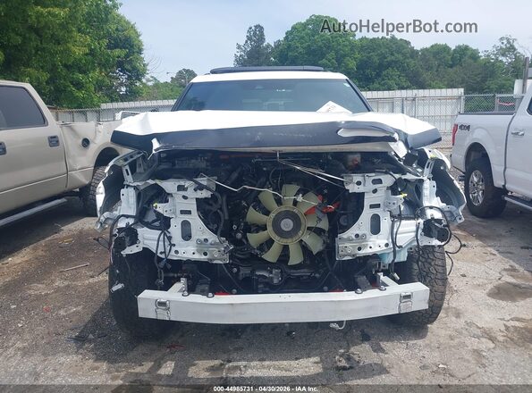 7SVAAABA4RX044848 2024 TOYOTA SEQUOIA White Vista del cuadro de instrumentos