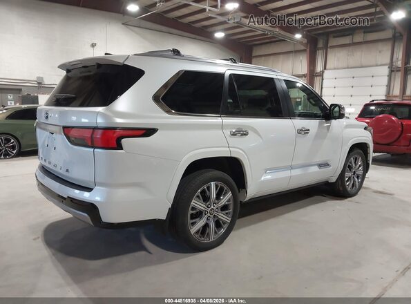 7SVAAABA8RX035182 2024 TOYOTA SEQUOIA White Tył prawy