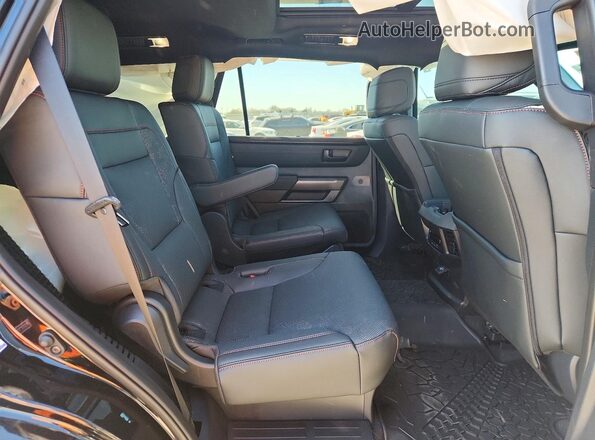 7SVAAABA9TX080574 2026 TOYOTA SEQUOIA Black Vista de los asientos traseros