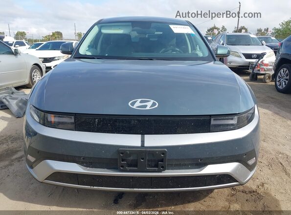7YAKM4DA3SY040593 2025 HYUNDAI IONIQ 5 Серый Вид задней части салона