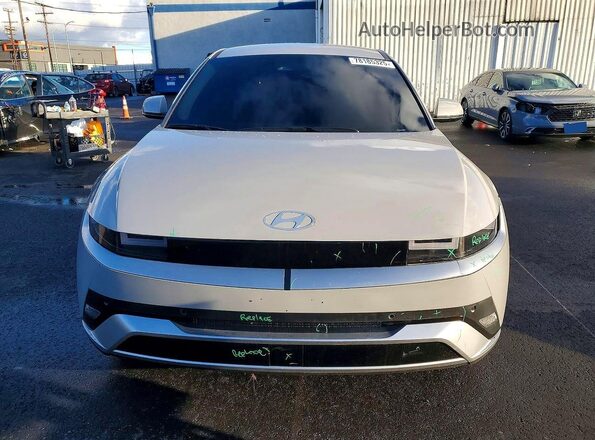 7YAKN4DA2TY048439 2026 HYUNDAI IONIQ Серый Вид спереди