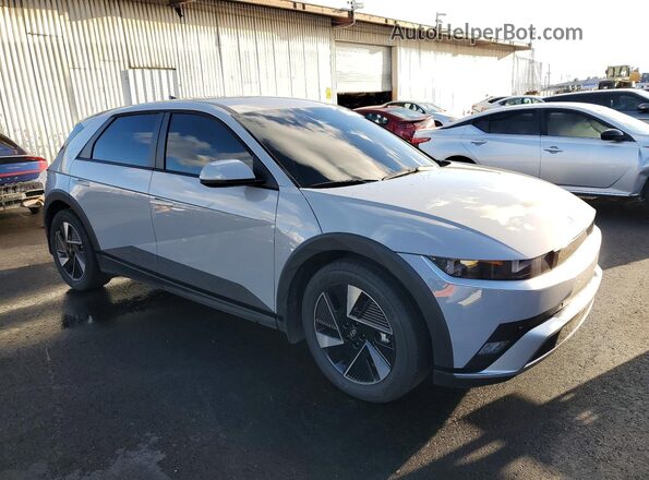7YAKN4DA2TY048439 2026 HYUNDAI IONIQ Серый Передняя правая четверть