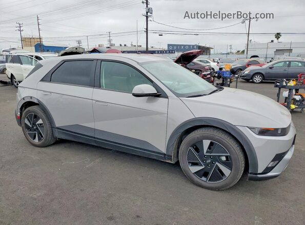 7YAKNDDC9TY049654 2026 HYUNDAI IONIQ Gray Передня права чверть