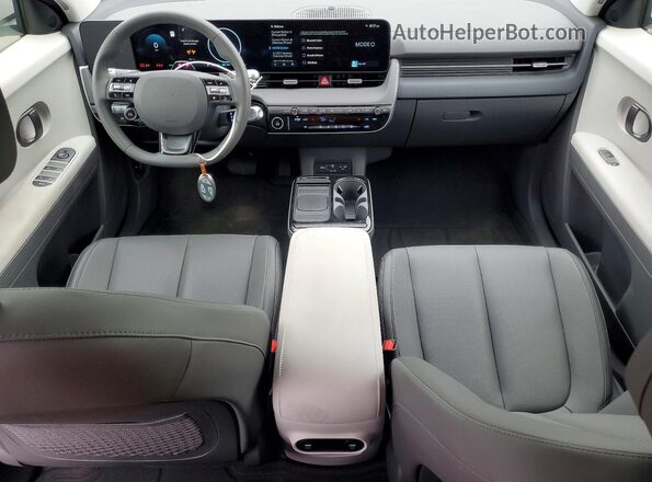 7YAKNDDC9TY049654 2026 HYUNDAI IONIQ Gray Вид панелі приладів
