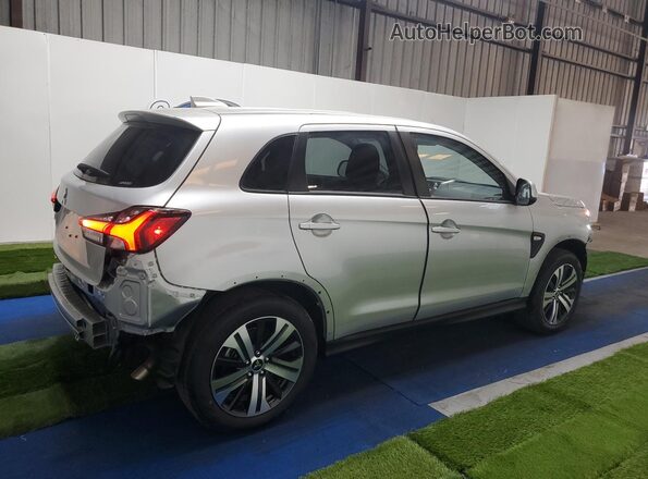 JA4ARUAU9TU014442 2026 MITSUBISHI OUTLANDER Silver 