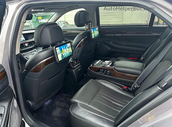 KMHG54JH8JU044264 2018 GENESIS G90 Gray წინა სალონის ხედი
