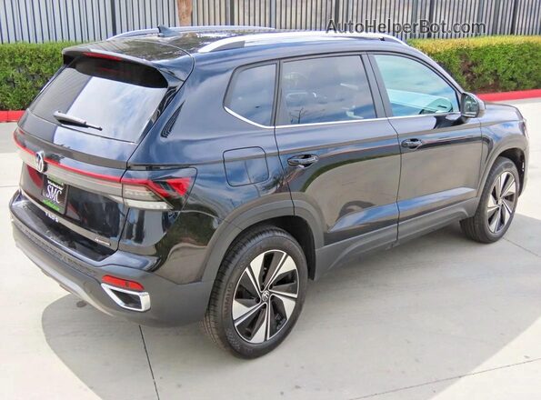 3VVUC7B2XTM013924 2026 VOLKSWAGEN TAOS Black Przód prawy