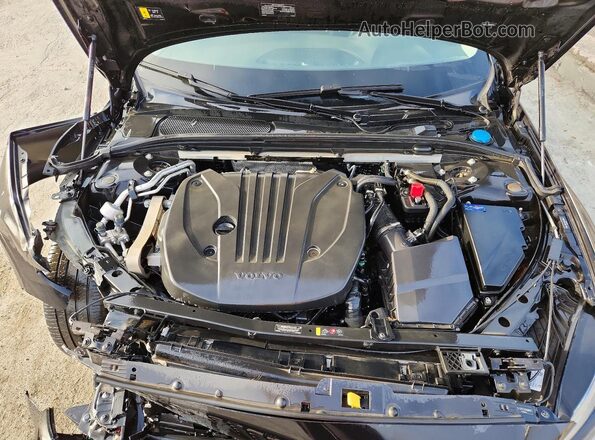 7JRL12FC1SG368867 2025 VOLVO S60 Black 