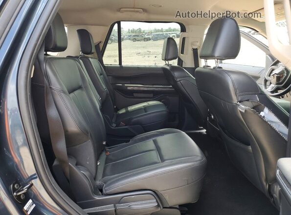 1FMJU1J8XREB06163 2024 FORD EXPEDITION Blue Widok wnętrza z tyłu
