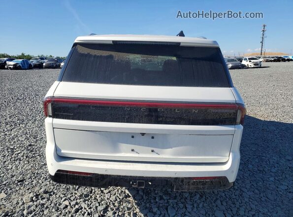 5LMJJ2LG0SEL03459 2025 LINCOLN NAVIGATOR White Widok wnętrza z przodu