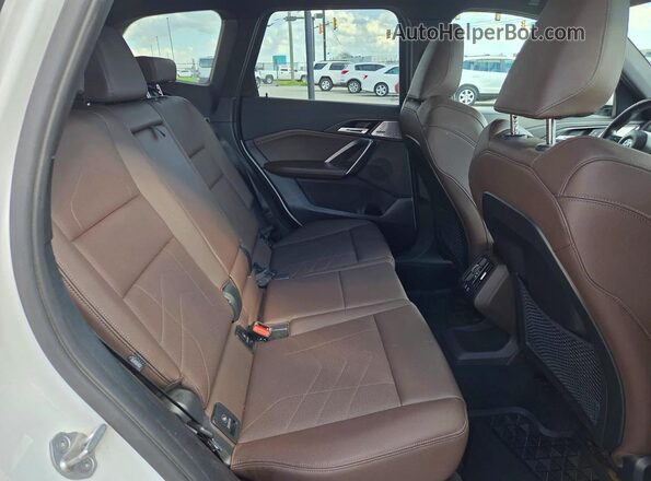 WBX73EF07P5W12917 2023 BMW X1 White Вид ззаду
