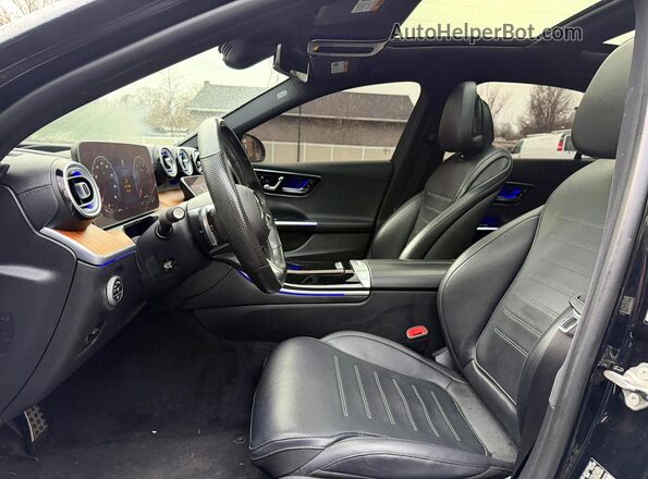 W1KAF4HB2NR048835 2022 MERCEDES-BENZ C Black ხელსაწყოთა პანელის ხედი