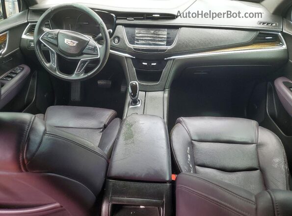 1GYKNCRS8HZ112031 2017 CADILLAC XT5 Black 