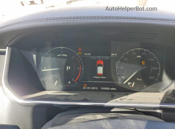 SALGS2KF3GA258001 2016 LAND ROVER RANGE ROVER White Widok tylnych siedzeń