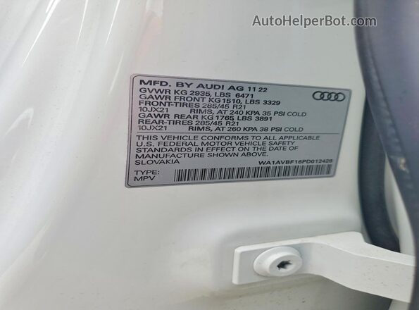 WA1AVBF16PD012426 2023 AUDI Q8 White Widok wnętrza 360 stopni