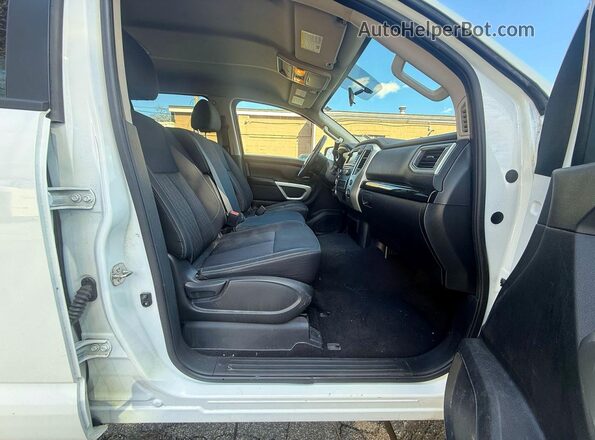 1N6AA1EJ0KN500025 2019 NISSAN TITAN Белый 