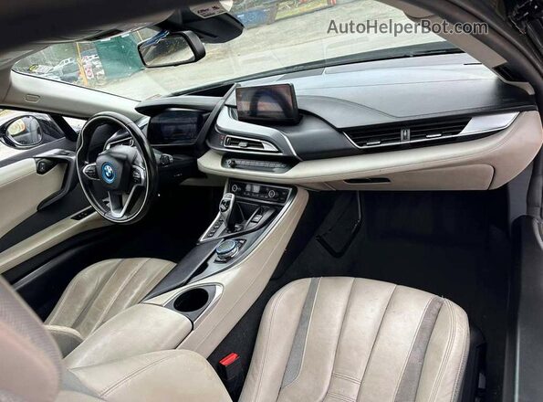 WBY2Z2C52GV675023 2016 BMW I8 Серебряный Вид щитка приборов