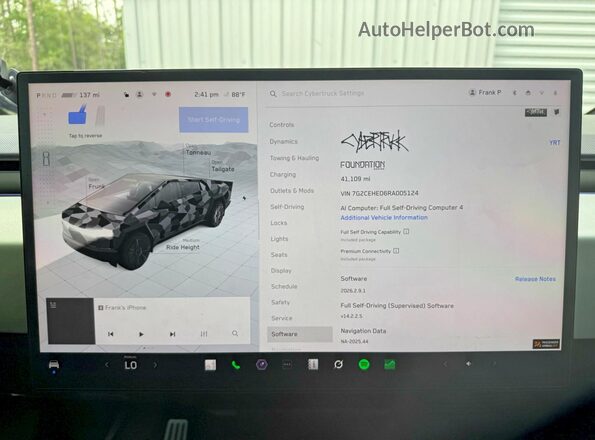 7G2CEHED6RA005124 2024 TESLA CYBERTRUCK Gray Vista del cuadro de instrumentos