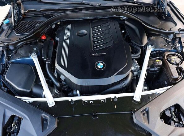 WBADZ2C04MCG06453 2021 BMW 8 SERIES Blue Vista interior delantera