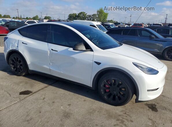 7SAYGDEE0PA052489 2023 TESLA MODEL Y White Vista frontal