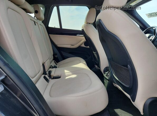 WBXJG9C02M5T03406 2021 BMW X1 Gray 