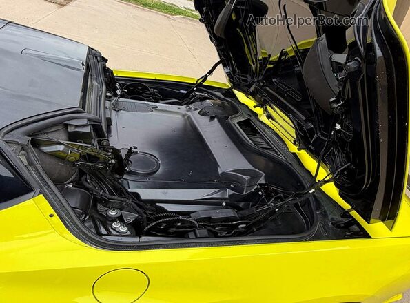 1G1YA3D44R5102702 2024 CHEVROLET CORVETTE Желтый Вид салона спереди