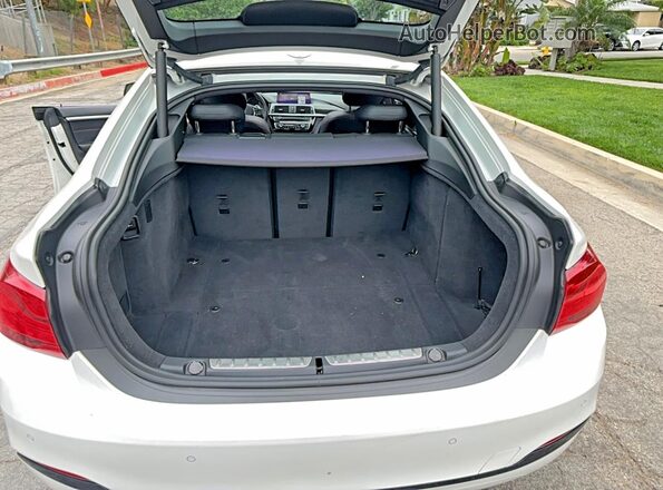 WBA4J1C56KBM14559 2019 BMW 7 SERIES White 