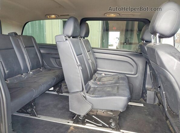 WD4PG2EE0G3096964 2016 MERCEDES-BENZ METRIS Silver Vista del compartimento del motor