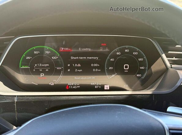 WA1VAAGE9KB023322 2019 AUDI E-TRON White Սարքավորումների վահանակի տեսք