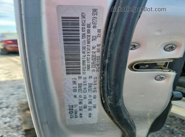 3C6UR5HJ6GG381142 2016 RAM 2500 Silver 