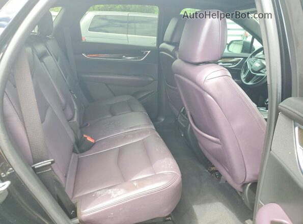 1GYKNCRS8HZ112031 2017 CADILLAC XT5 Black 