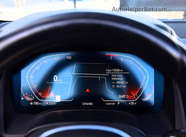 WBADZ2C04MCG06453 2021 BMW 8 SERIES Blue Vista del salpicadero