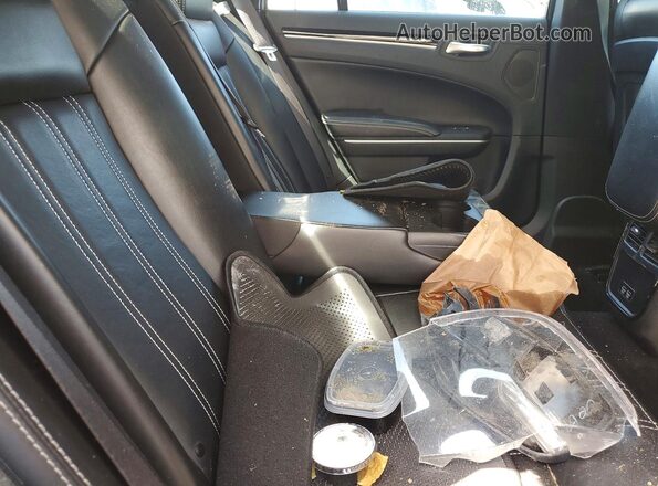 2C3CCABG2PH633310 2023 CHRYSLER 300 Gray Widok wnętrza z tyłu