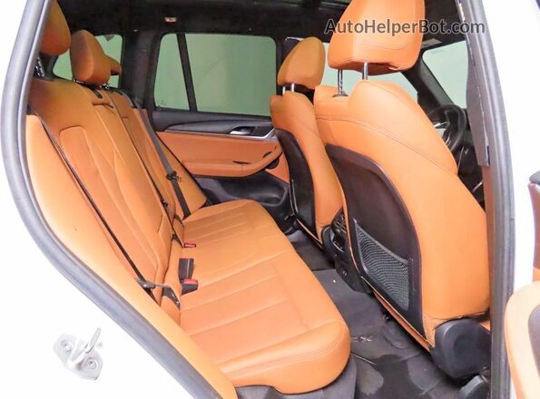 WBX57DP03RN266274 2024 BMW X3 White Widok wnętrza z przodu