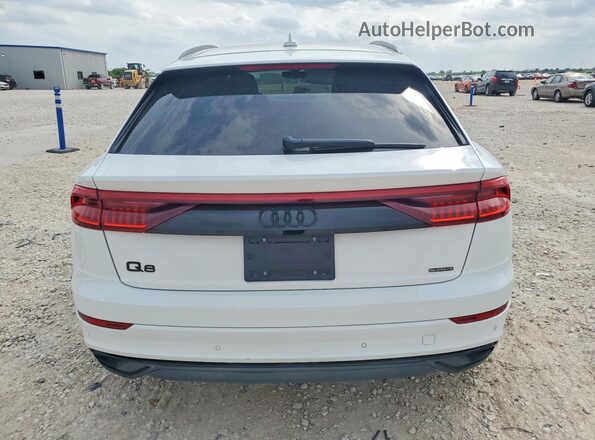 WA1AVBF16PD012426 2023 AUDI Q8 White Widok wnętrza z przodu