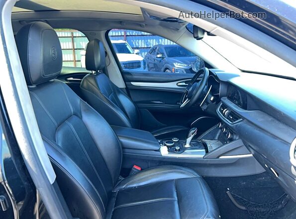 ZASFAKPN8J7B82924 2018 ALFA ROMEO STELVIO Черный Вид сзади