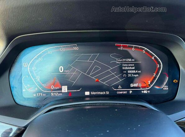 5UXCW2C05L9A03738 2020 BMW X7 Белый Вид панели приборов
