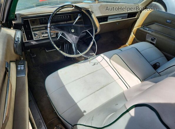 J0294148 1970 CADILLAC DEVILLE Зеленый Вид панели приборов