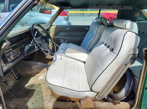 J0294148 1970 CADILLAC DEVILLE Зеленый Вид салона спереди