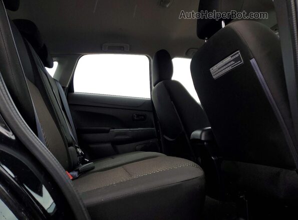 JA4AH3AU5GZ609634 2016 MITSUBISHI RVR Black Widok wnętrza z tyłu