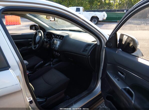 JA4AP3AU1KU035378 2019 MITSUBISHI OUTLANDER SPORT Серебряный Вид салона спереди