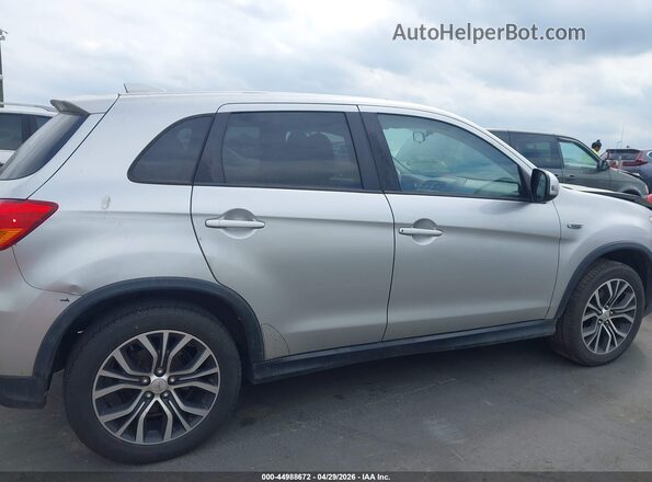 JA4AP3AW6JU013151 2018 MITSUBISHI OUTLANDER SPORT Silver Widok wnętrza z tyłu