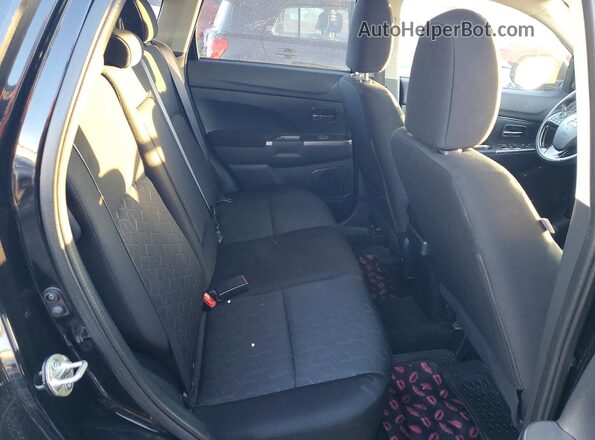 JA4APVAU9MU010145 2021 MITSUBISHI OUTLANDER Black Rear interior view