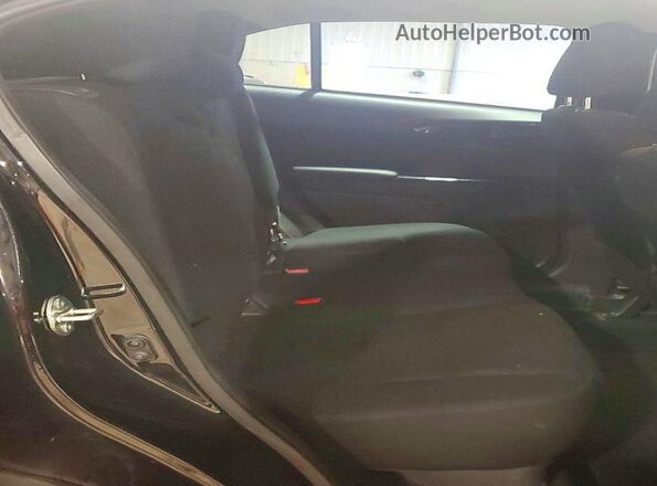 JA4ATVAA5RZ005990 2024 MITSUBISHI ECLIPSE Черный Вид задней части салона