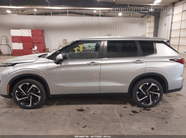 JA4J4TA89NZ015883 2022 MITSUBISHI OUTLANDER Silver Vista interior de 360 grados
