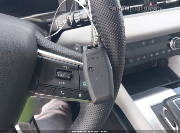 JA4T5WA97RZ044370 2024 MITSUBISHI OUTLANDER PHEV Белый Вид панели приборов