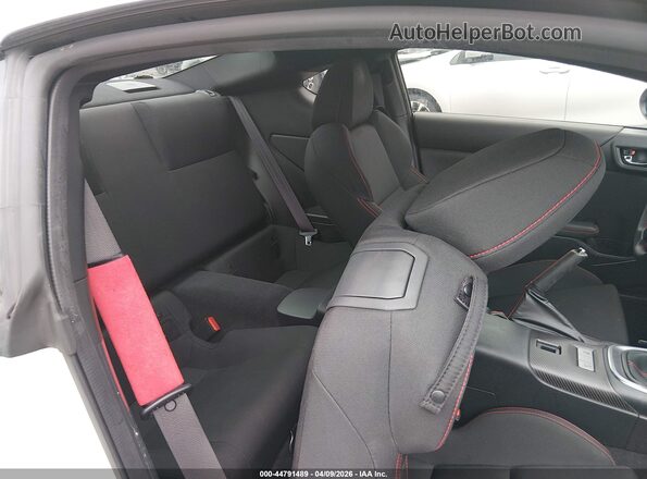JF1ZDBB17P9705872 2023 SUBARU BRZ White Вид наклейки з VIN-кодом